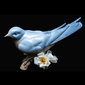 Lladró #6864, 'Sweet Sounds of the Morning'